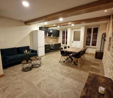 Chatillon-sur-Seine Apartment | Charmante maison de ville