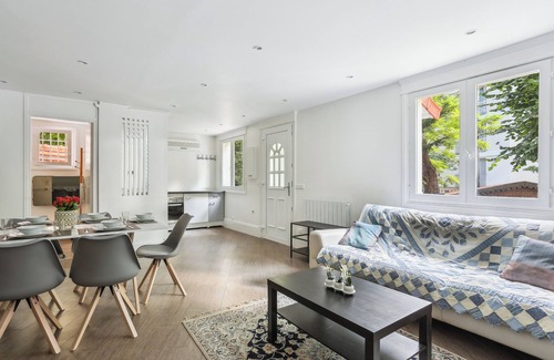Saint-Cloud House | Charmante Maison Avec Jardin et Parking Offerte Paris St Cloud