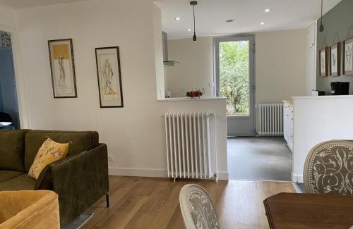 Yzeure House | Charmante maison avec jardin en face du parc, proche commerces et attractions touristiques - FR-1-489-333