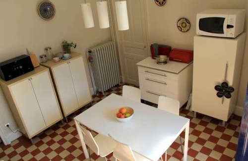 Montbard House | Charmante maison bourguignonne avec grand jardin et parking