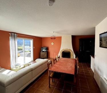 Benque-Molere Villa | Charmante Maison de Montagne
