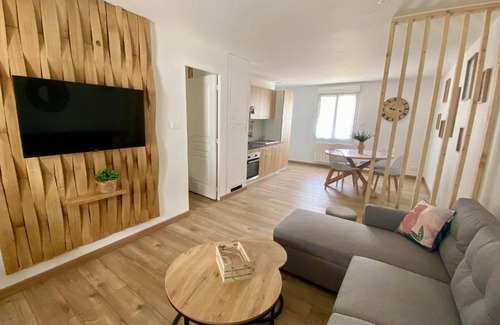 Julienne Apartment | Charmante MAISON Lumineuse, Chaleureuse et confortable