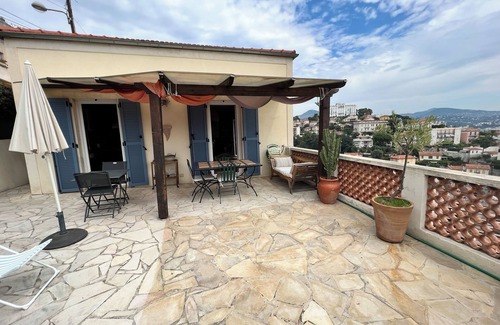 Lepante Quarter House | Charmante Maison vue mer à Nice