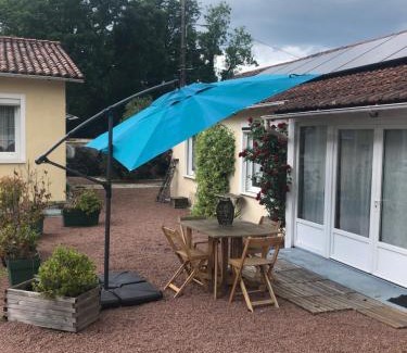 Surgeres House | Charmante maisonnette 2 personnes avec wifi