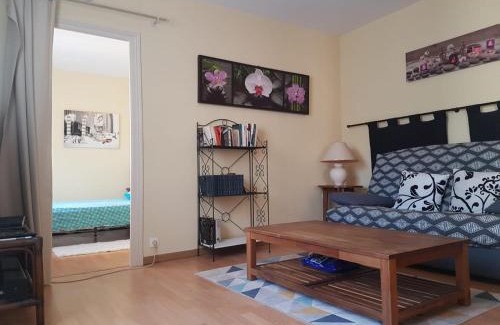 Surgeres House | Charmante maisonnette 2 personnes avec wifi