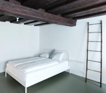 Rathausviertel Apartment | CHARMANTES APARTMENT im Herzen von Linz