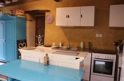 Saint-Meen-le-Grand Cottage | Charme et Nature - Room in a mud house in Brocéliande country