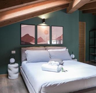Tirano Apartment | CharmEscape OldTown - 6 min walk to BerninaExpress