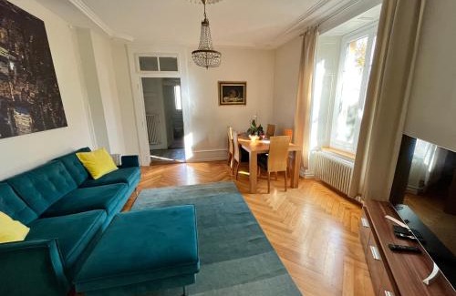 Neuchatel House | Charmettes