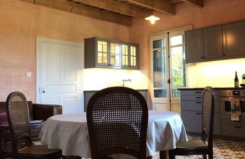 Saint-Quentin-la-Poterie House | Charming 1 bedroom apartment near Uzes
