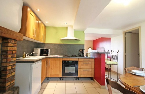 Tinchebray-Bocage Cottage | Charming Rural Home with Garden, Fireplace, Near Mont St Michel & Scenic Hiking!