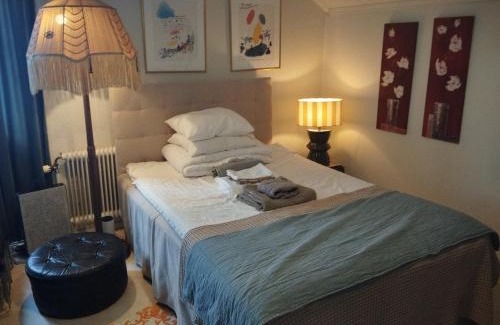 Umea Apartment | Charmig vindslägenhet- Centralt i Umeå