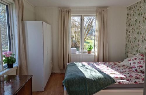 Stromstad O House | Charmigt hus på landet nära till bad