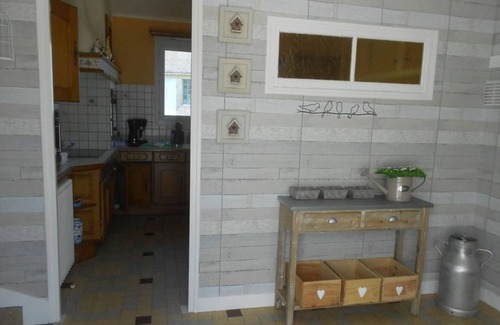 Cesarville-Dossainville Cottage | Charming Farmhouse Retreat: 4 Bedrooms, Near Paris & Loire Castles, Bikes, Private Terrace