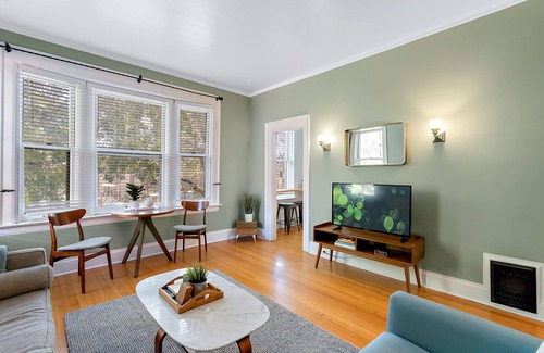 Cheesman Park Apartment | Charming 1/1. One block from Cheesman Park!