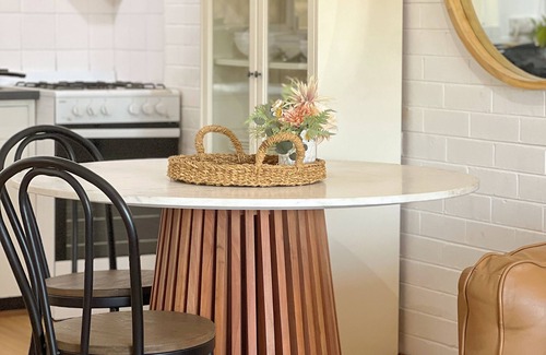 East Victoria Park Apartment | Charming 1-bedroom apartment with WiFi, AC in vibrant East Victoria Park