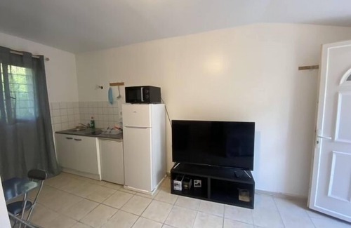 Goussainville Apartment | Charming 1-Bed Apartment 20 mins to Paris by train
