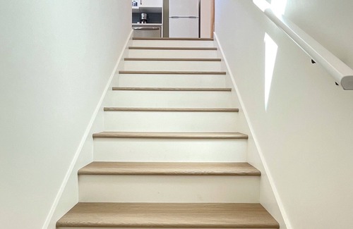 Roberts Creek Apartment | Charming 1-bedroom apartment in Roberts Creek with WiFi.