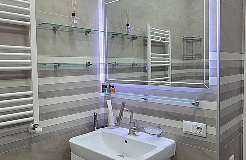 New Boulevard Apartment | Charming 1-bedroom apartment in beautiful Batumi with WiFi, AC