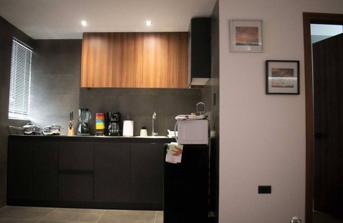 La Primavera Apartment | Charming 1-bedroom apartment in pleasant Quito with WiFi