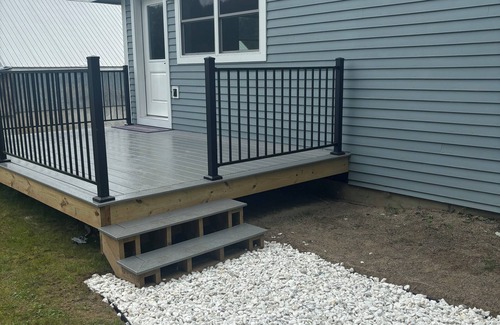 Lyndon Center Apartment | Charming 1-bedroom apartment with AC, WiFi in West Burke