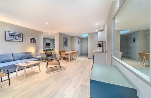 Part Dieu - Bir Hakeim Apartment | Charming 1-Bedroom Apartment Across from Halles Paul Bocuse & Part-Dieu