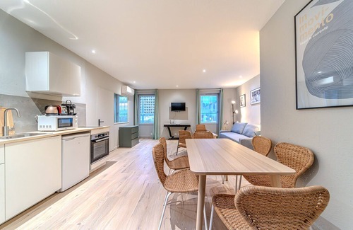 Part Dieu - Bir Hakeim Apartment | Charming 1-Bedroom Apartment Across from Halles Paul Bocuse & Part-Dieu