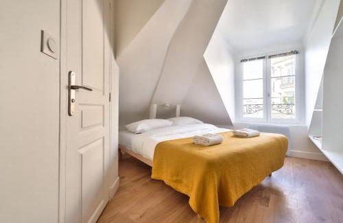 Quartier de la Porte-Saint-Denis Apartment | Charming 1 Bedroom Apt in the Heart of Paris (6F)