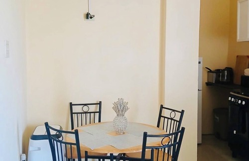 Moore Town Villa | Charming 1-bedroom in wonderful Amity Hal with AC, WiFi