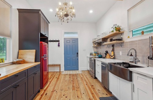 South 7th Ward House | Charming 1-Bedroom House Near St Roch, Marigny & French Quarter!