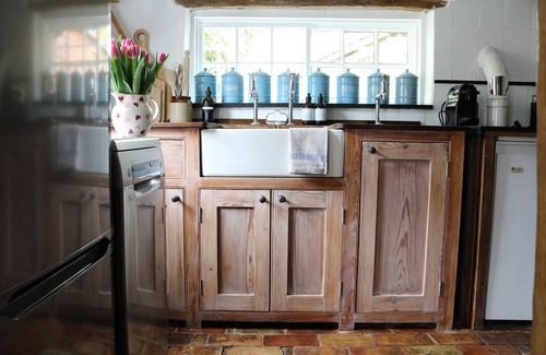 Hingham Cottage | Charming 15th century cottage in elegant and historic Hingham