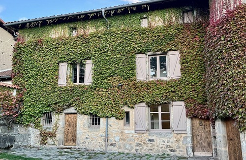Olliergues Villa | Charming 17th century residence, Calm, Livradois Forez Natural Park, Olliergues