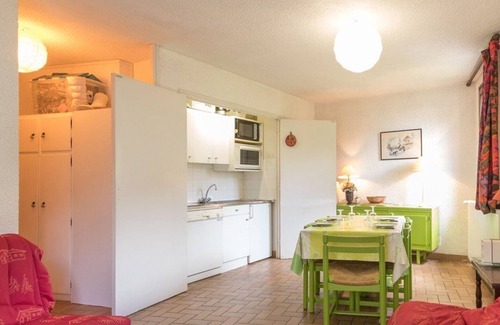 Saint-Chaffrey Apartment | Charming 1BR Cabin with Balcony, Parking, Ski Locker, Near Serre-Chevalier Slopes