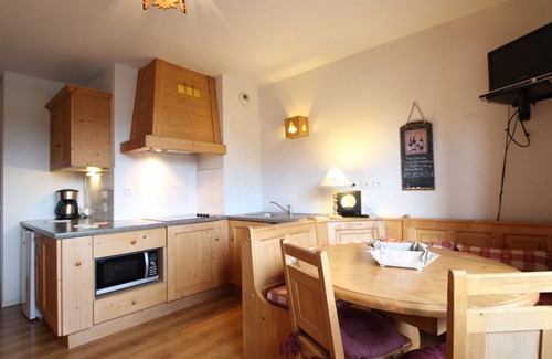 Les Carroz-d'Araches Apartment | Charming 2-Bedroom Apt for 5 Near Pistes and Shops, Great Amenities