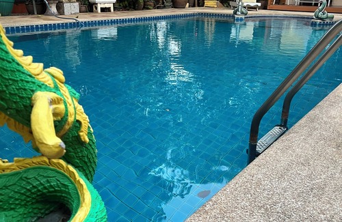 Sattahip House | Charming 2-bedroom Pool Villa in Bangsaray Sattahip with fitness room, WiFi
