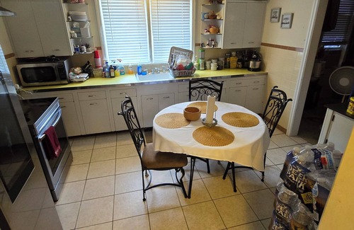 Paulsboro House | Charming 2-bedroom house with WiFi, AC in superb Greenwich Township