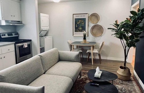 North End Apartment | Charming 2-bdrm Apartment with Balcony
