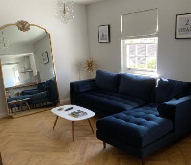 Marshborough Apartment | Charming 2-Bed Apartment in Sandwich in kent