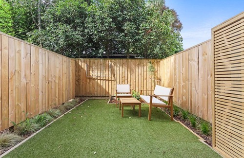 Mount Albert House | Charming 2 Bed Family Home