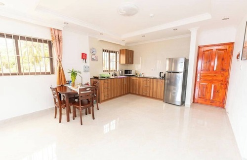 Mare Anglaise Apartment | Charming 2-Bedroom Apartment