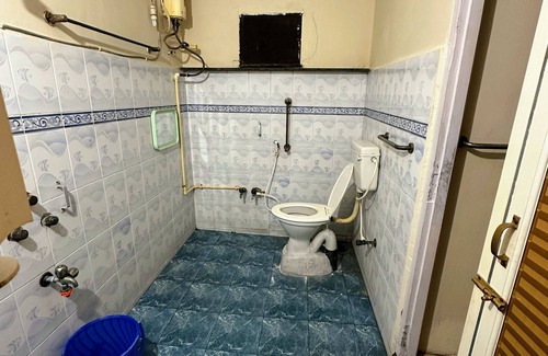 MVP Colony Apartment | Charming 2-bedroom apartment with WiFi, AC in serene Visakhapatnam Beach