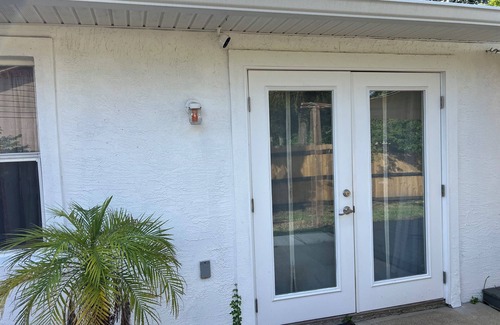 Holly Hill House | Charming 2-bedroom house with WiFi, AC in enchanting Daytona Beach