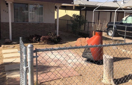 Mohave Valley House | Charming 2-bedroom house in Mohave Valley with AC