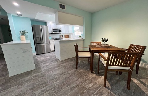 Royal Harbor Apartment | Charming 2 Bedroom, 2 Bathroom Condo in Naples, Florida