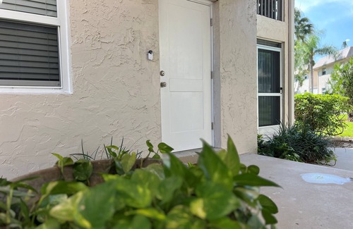 Royal Harbor Apartment | Charming 2 Bedroom, 2 Bathroom Condo in Naples, Florida