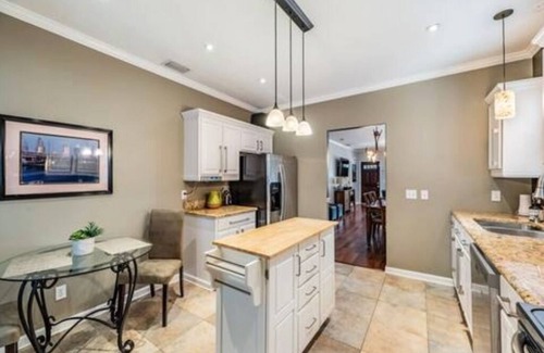 South Seminole Heights House | Charming 2-bedroom 2-bath bungalow in wonderful Tampa