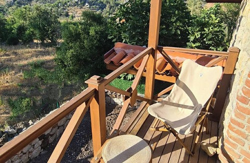 Avlana Cottage | Charming 2-bedroom 2-living room cottage in delightful Marmaris with AC, WiFi