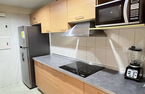 Guayaquil Apartment | Charming 2-bedroom apartment with AC, WiFi in beautiful Guayaquil
