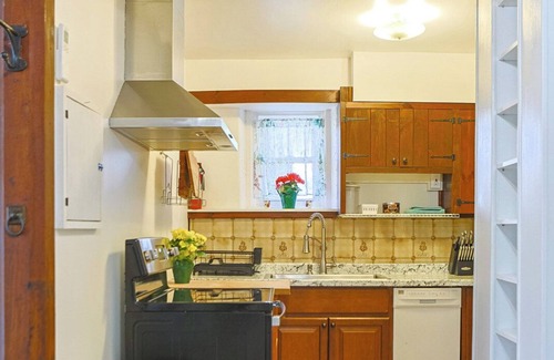 Bensalem Apartment | Charming 2-bedroom apartment with AC, WiFi in fantastic Andalusia