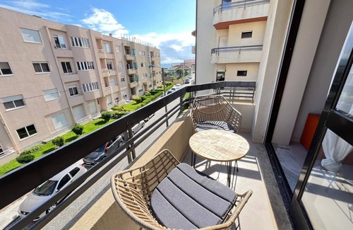 Vila do Conde Apartment | Charming 2-bedroom Apartment with AC, WiFi 100 Meter from beach in Mindelo